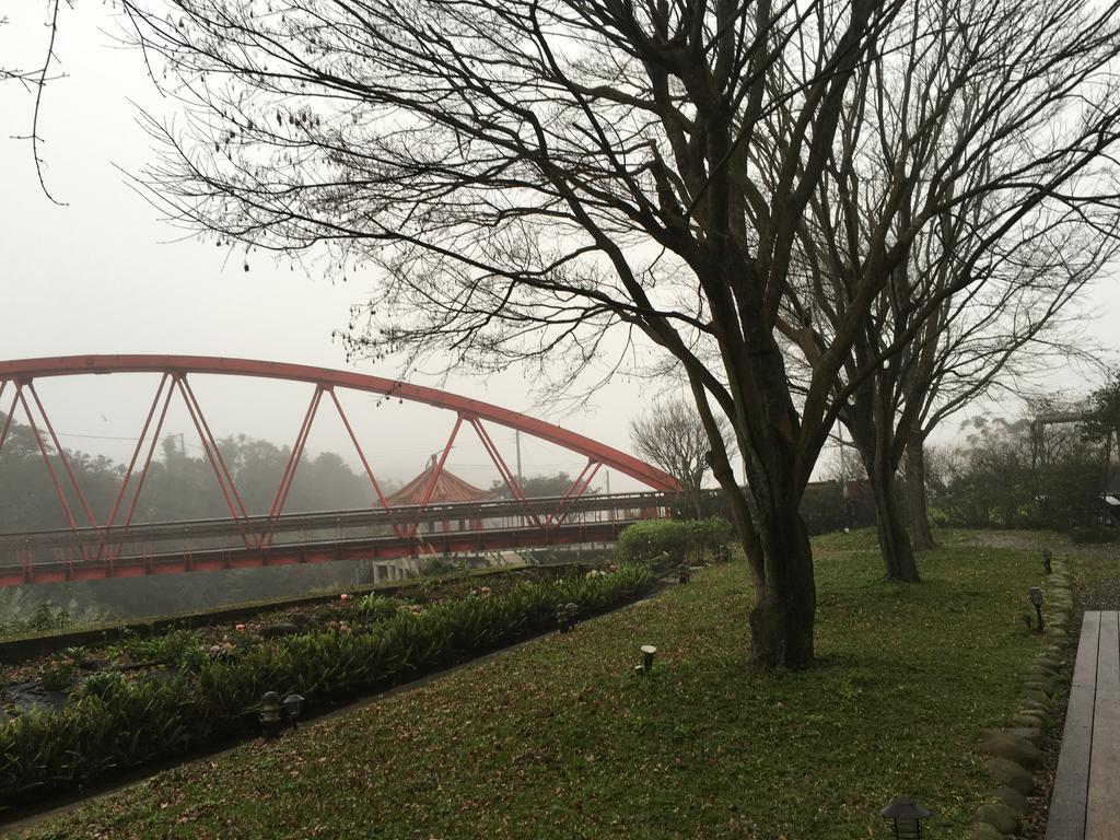 Rainbow Bridge B&B Sanzhi Buitenkant foto